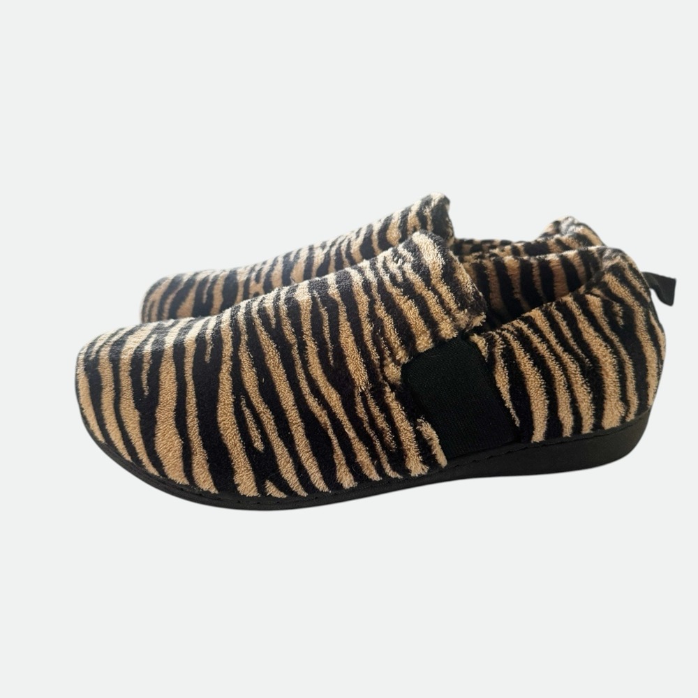 Vionic Indulge Kalia Amimal Print Slip-On Slippers Shoes  Size 9 Fuzzy Cozy